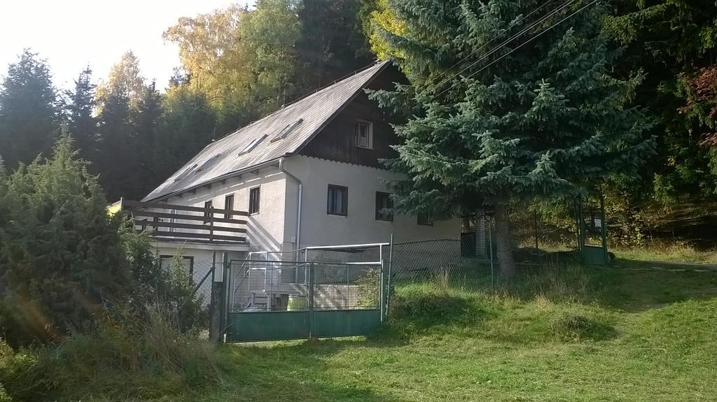 Chata Bucharka Liberec Buitenkant foto