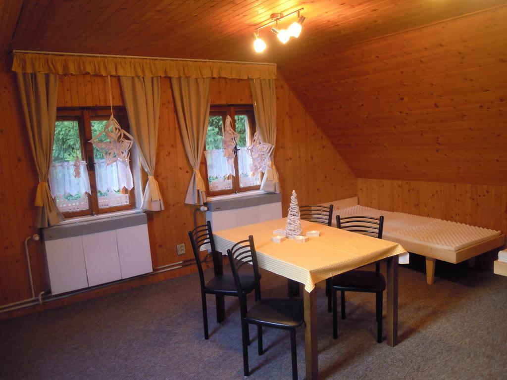 Chata Bucharka Liberec Kamer foto