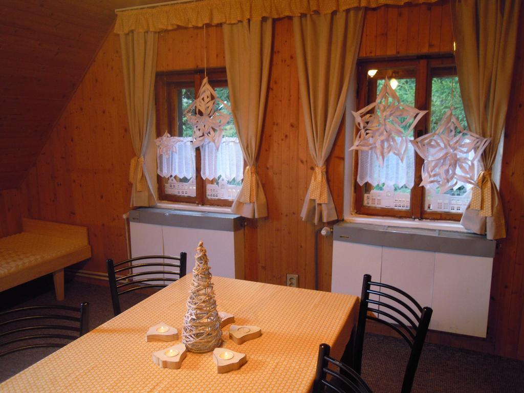 Chata Bucharka Liberec Kamer foto